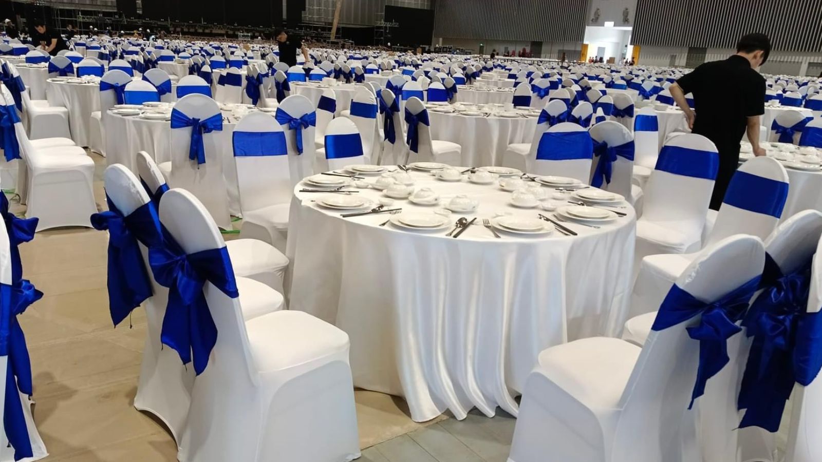 Cho Thuê Bàn Ghế Giá Rẻ Tại Đông Anh - Hà Nội